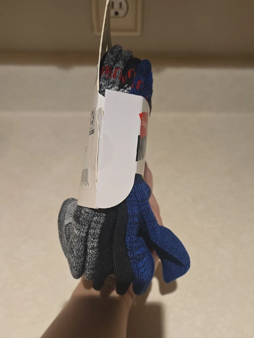 Hanes Moves Performance Boys 6 Pairs Socks For Shoe Size 9-2.5
